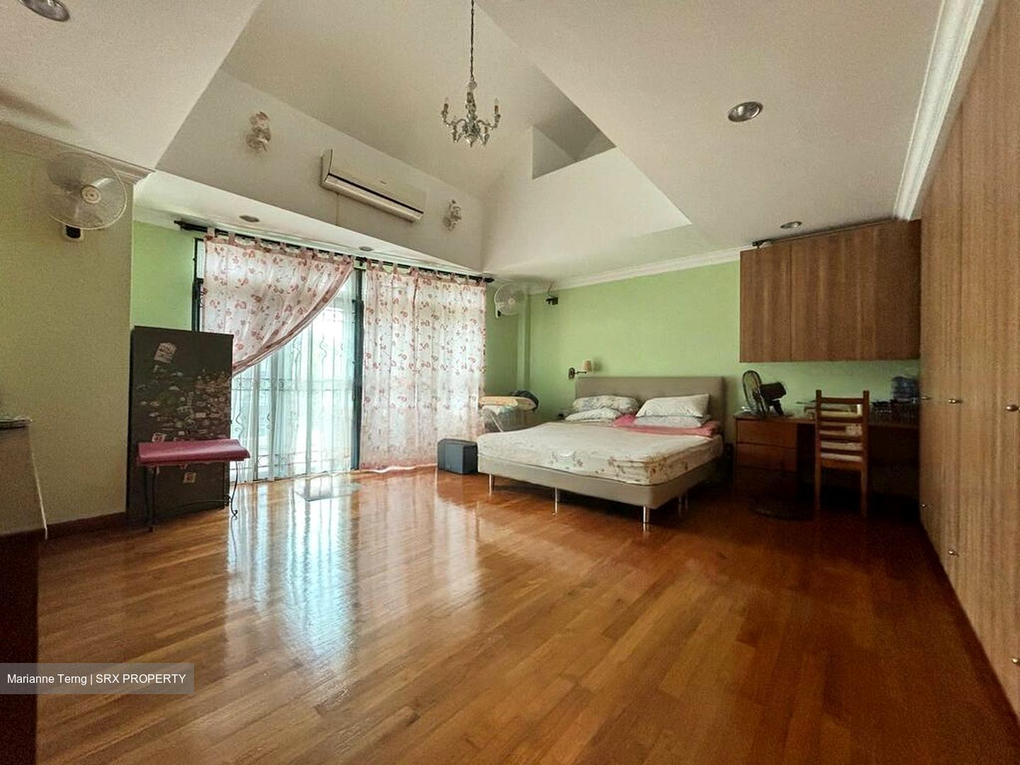 Serangoon Garden Estate (D19), Semi-Detached #466567901